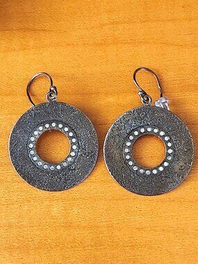π©Ά Silpada Sterling Silver CZ W1871 Hammered Earrings Oxidized Textured